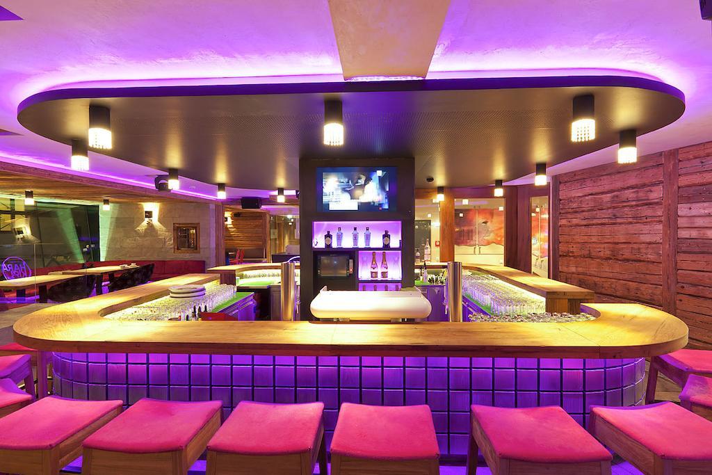 Отель Harakiri Partyhouse Майрхофен Экстерьер фото