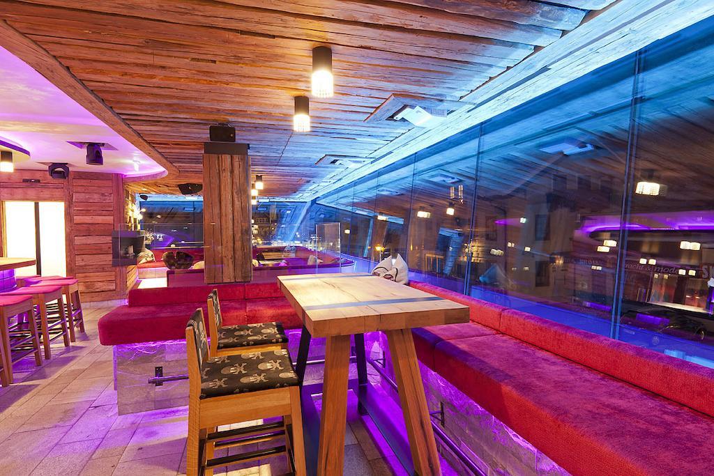 Отель Harakiri Partyhouse Майрхофен Экстерьер фото